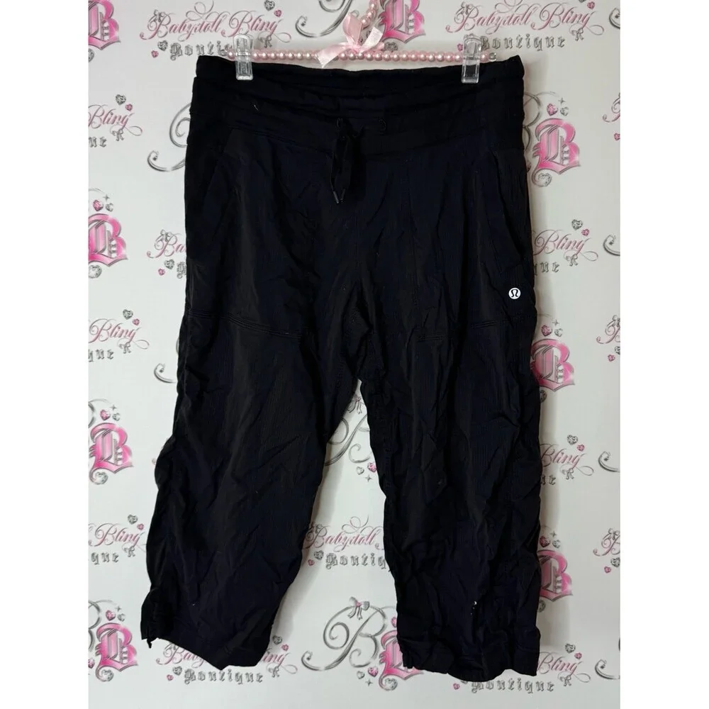 lululemon athletica studio dance crop pants Black Cropped Athletic Capris